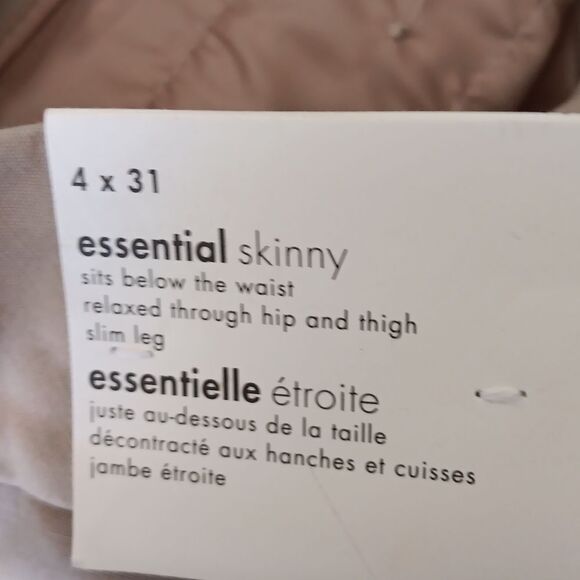 NWT Calvin Klein Essential Skinny Khaki Pants - Picture 10 of 11